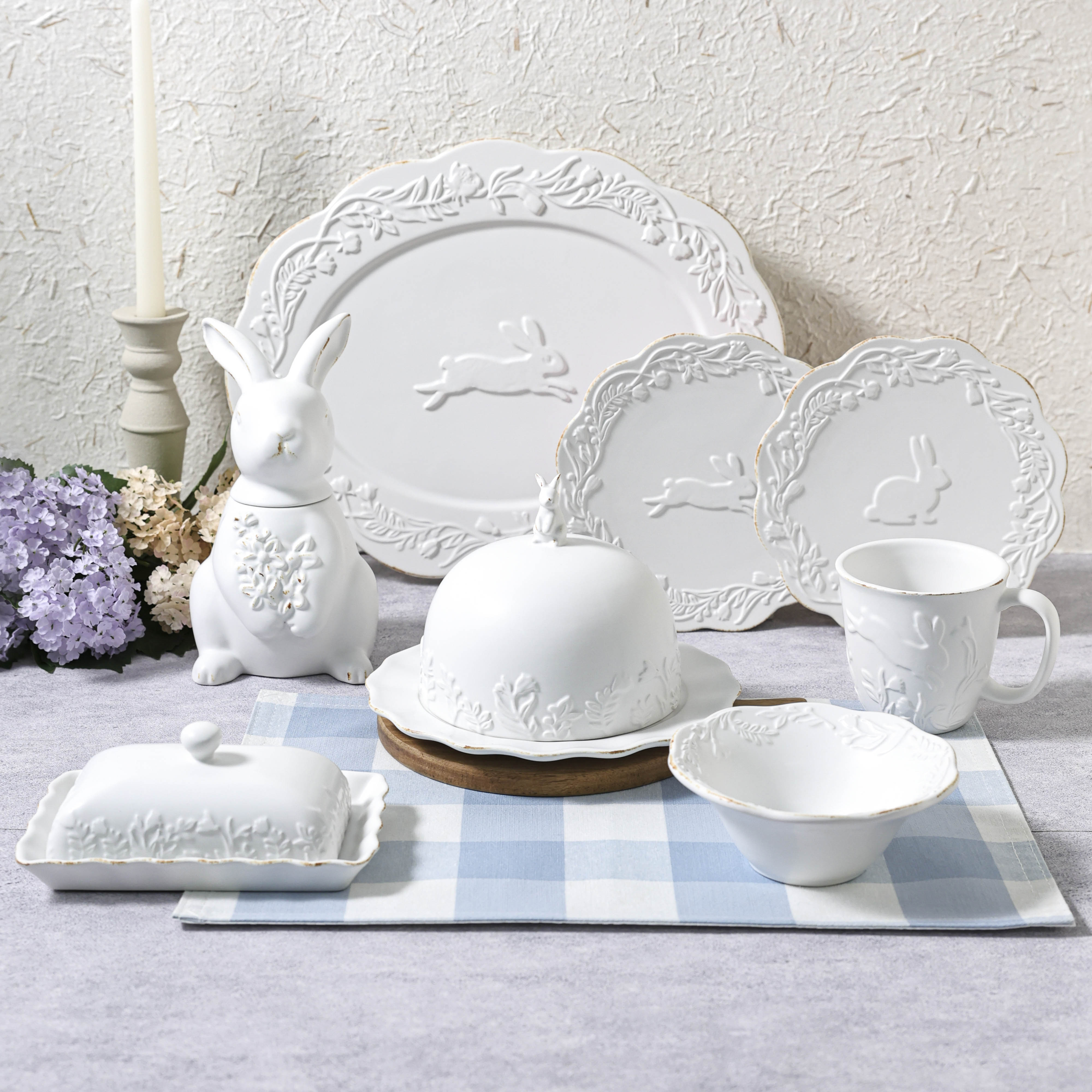 Elegant Bunny Embossed Ceramic Set
